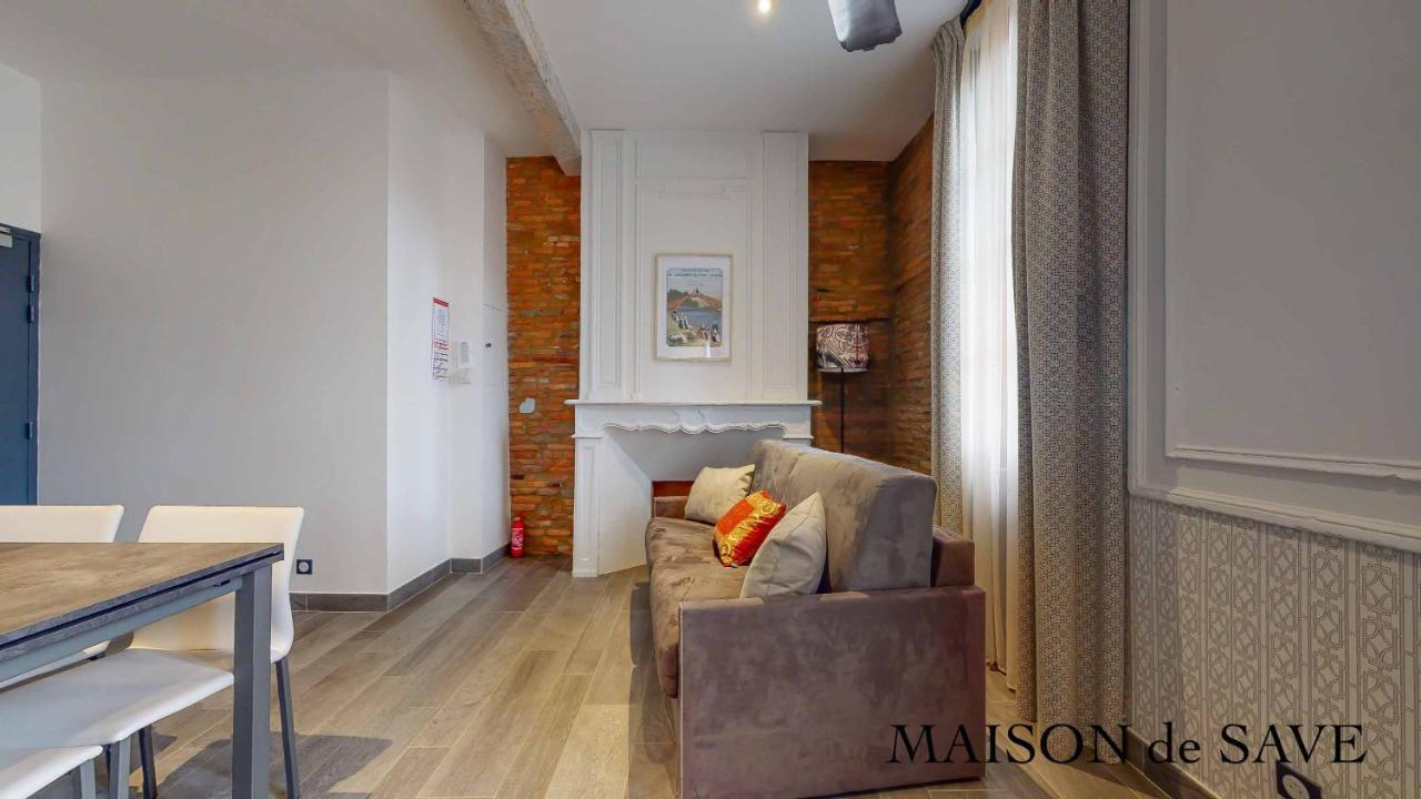 Maison De Save LʼIsle-Jourdain Rom bilde